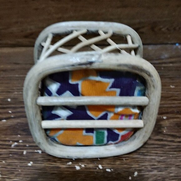 Dollhouse Furniture 2 piece set of Baby Furniture Playpen Highchair - Picture 4 of 4